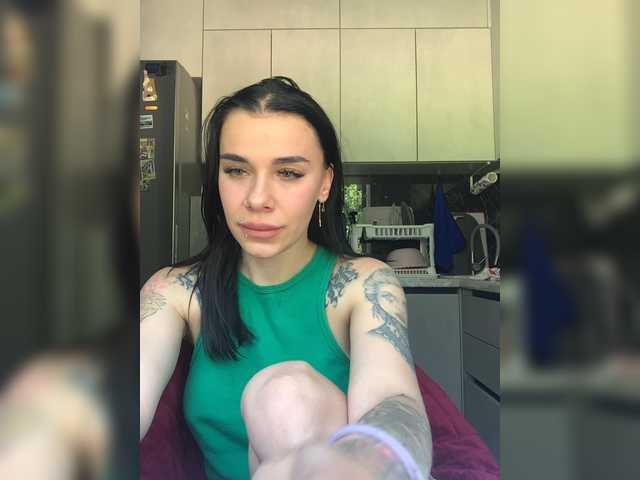 maidencrystal cam belle
