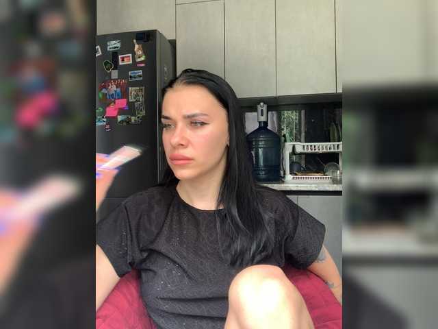 MaidenCrystal live cam on BongaCams