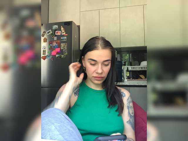 MaidenCrystal live cam on BongaCams