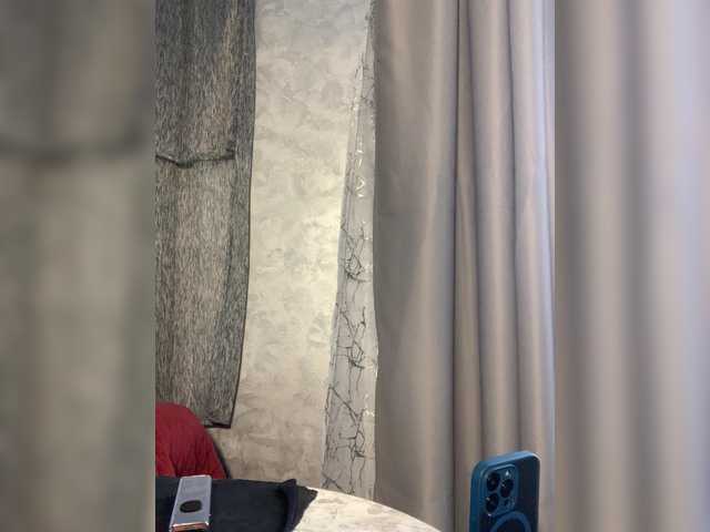 MaidenCrystal's BongaCams show and profile