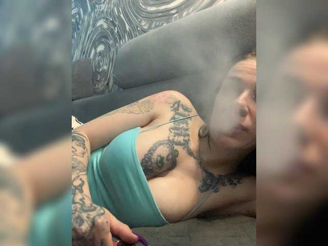 maidencrystal live sex show