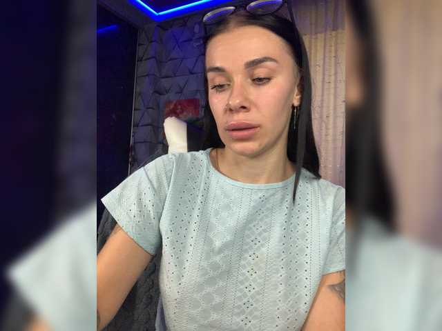MaidenCrystal live cam on BongaCams