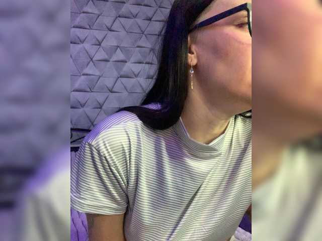 MaidenCrystal live cam on BongaCams