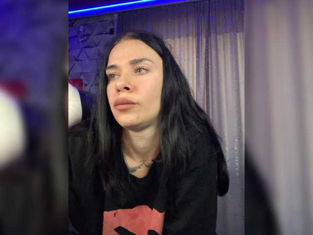 MaidenCrystal live cam on BongaCams