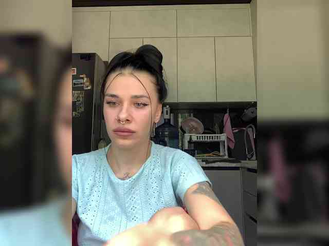 deva_maria webcam