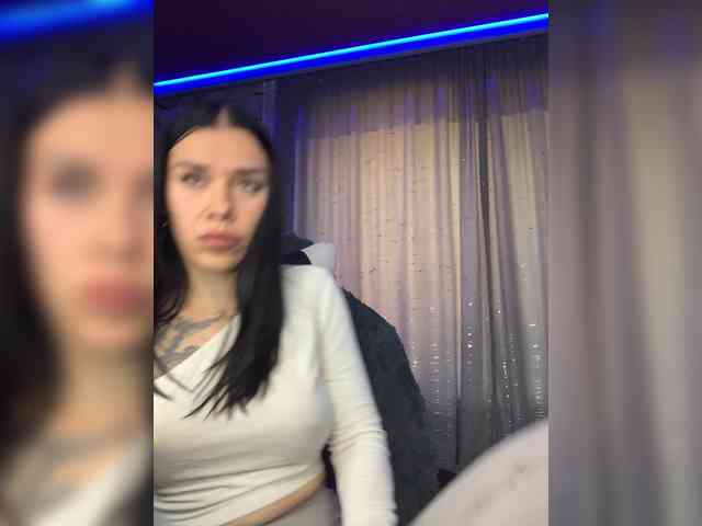 deva_maria webcam
