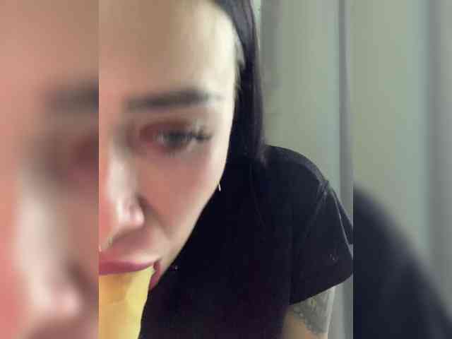 deva_maria webcam