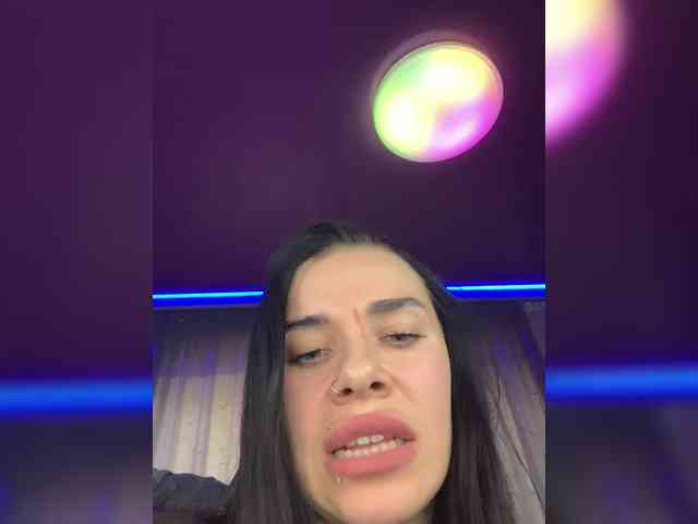 deva_maria webcam