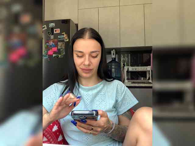 deva_maria webcam