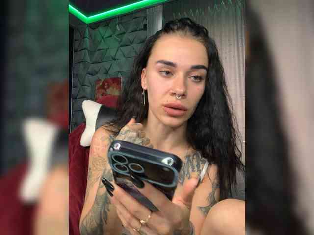 deva_maria webcam