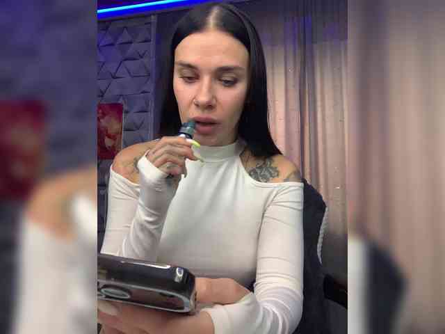 deva_maria webcam