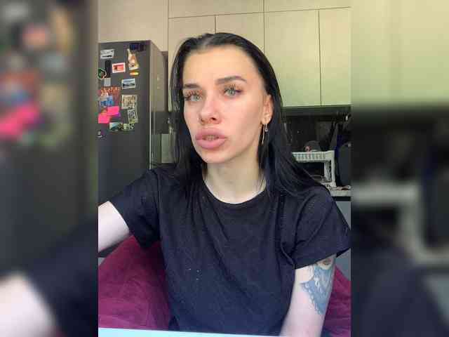 deva_maria webcam