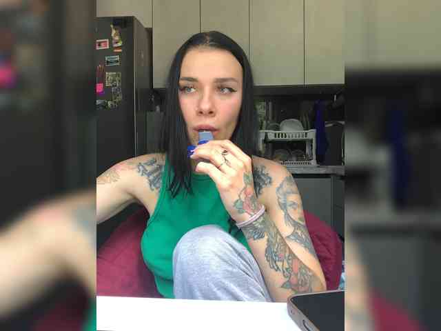deva_maria webcam