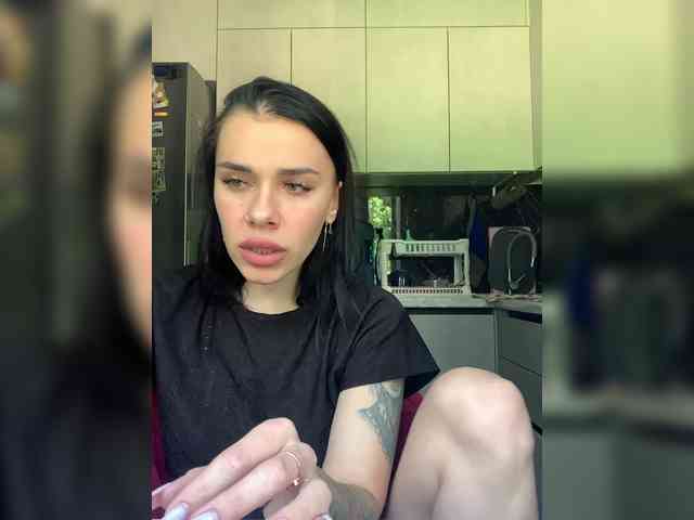 adult chatroom MaidenCrystal