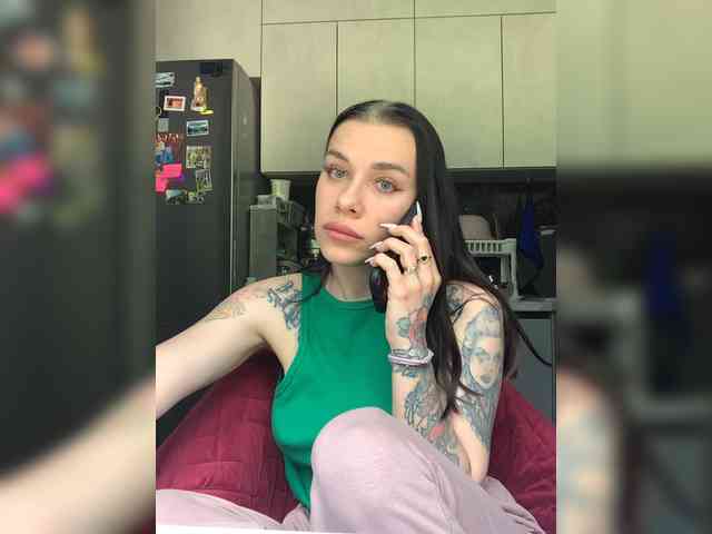 deva_maria webcam