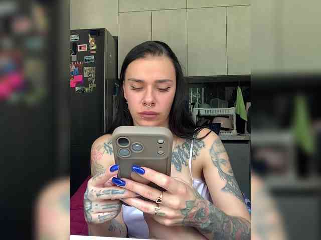 deva_maria webcam