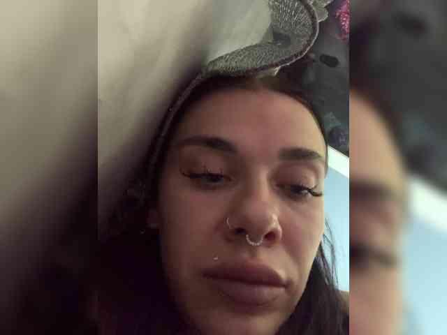 deva_maria webcam