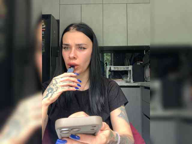 deva_maria webcam