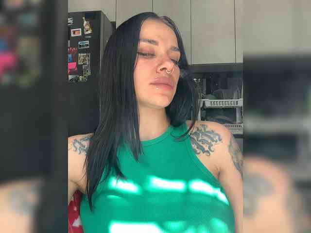 deva_maria webcam