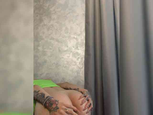 deva_maria webcam