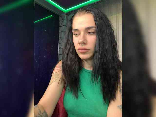 deva_maria webcam