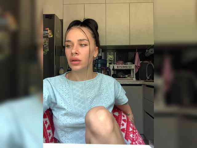 deva_maria webcam