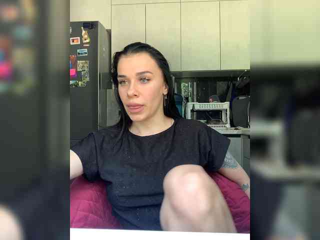 MaidenCrystal Sex Cam Show