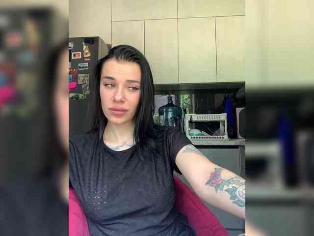 deva_maria webcam