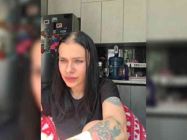 deva_maria webcam