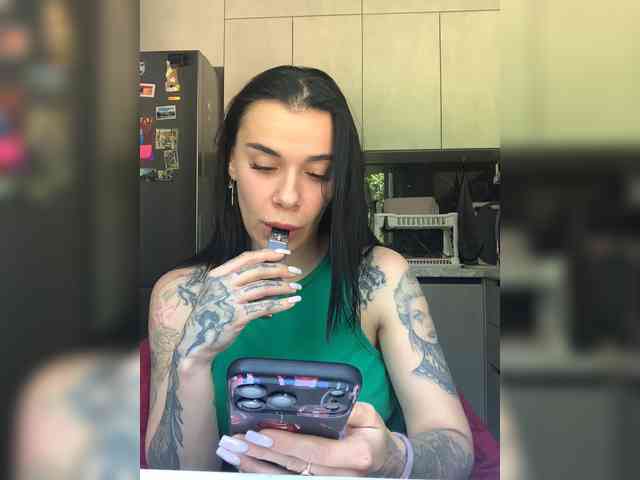 deva_maria webcam