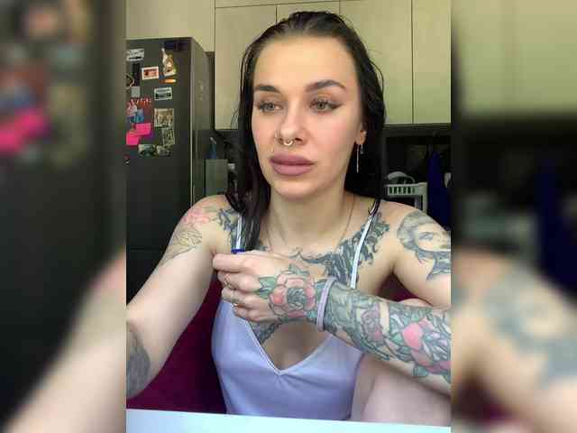deva_maria webcam