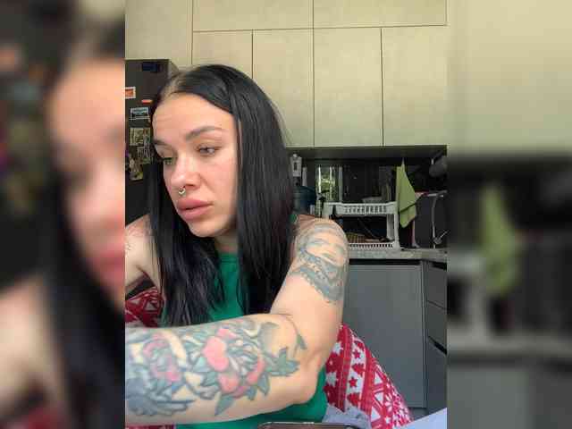 deva_maria webcam
