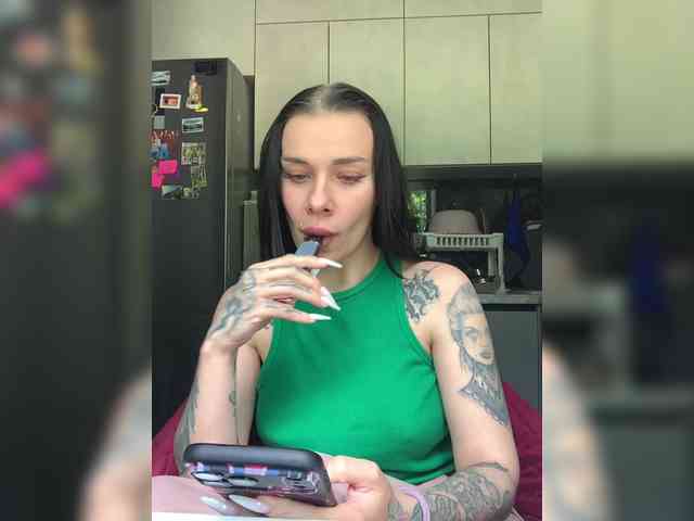 deva_maria webcam