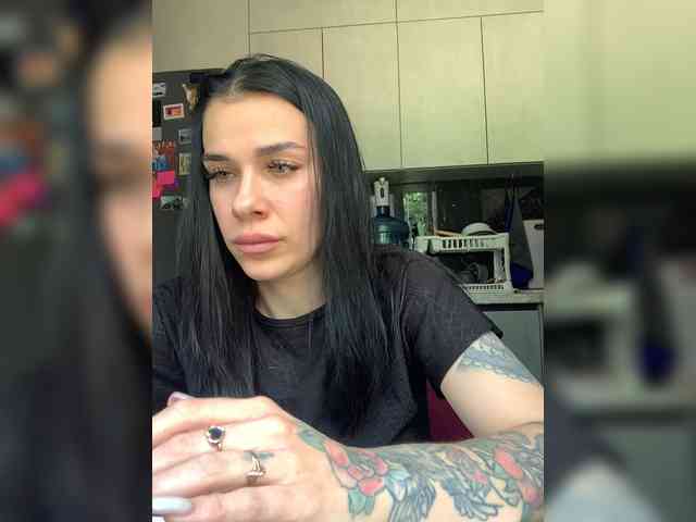 MaidenCrystal Sex Cam Show