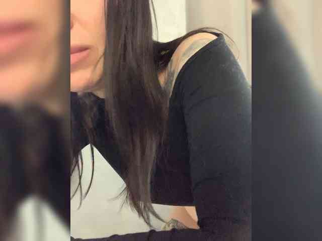 deva_maria webcam
