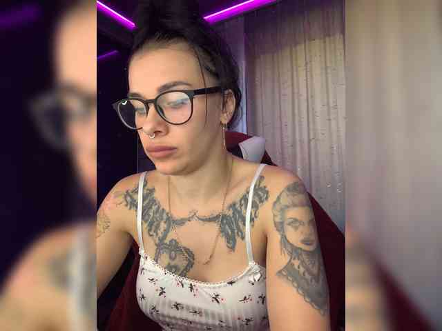 deva_maria webcam
