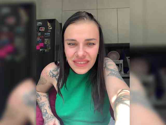 deva_maria webcam
