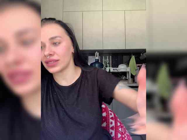 deva_maria webcam