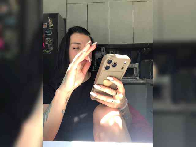 deva_maria webcam