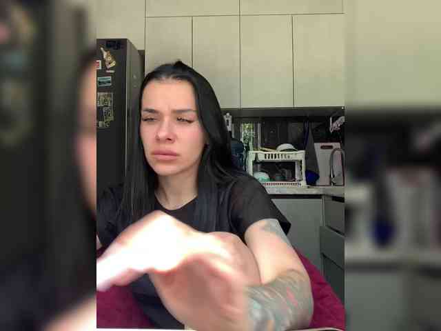 MaidenCrystal Sex Cam Show
