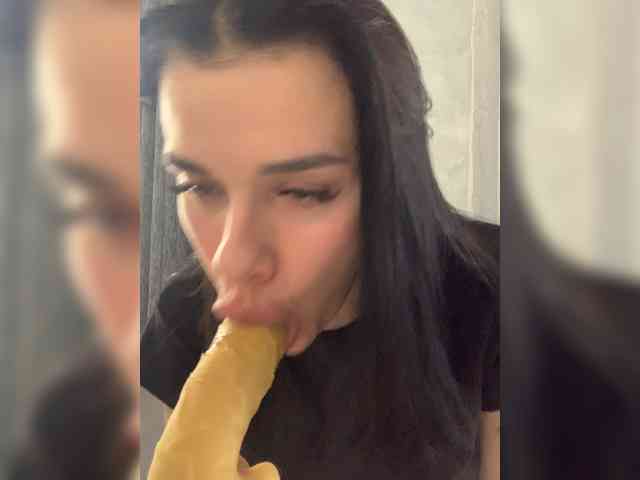MaidenCrystal Sex Cam Show