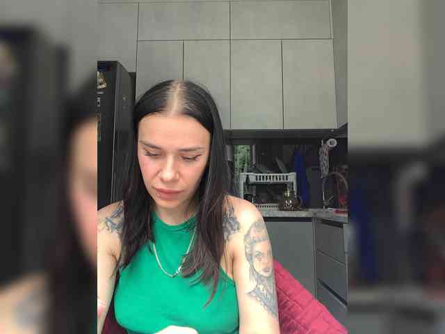 deva_maria webcam