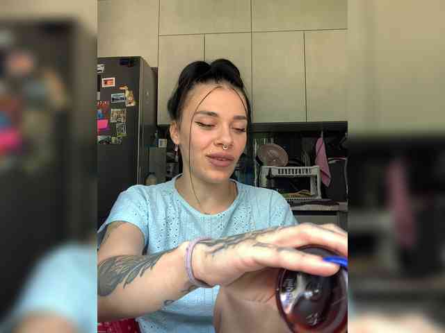 deva_maria webcam