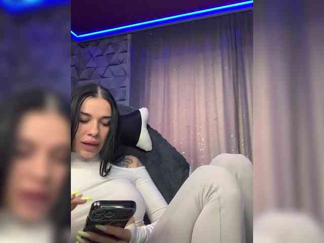 deva_maria webcam
