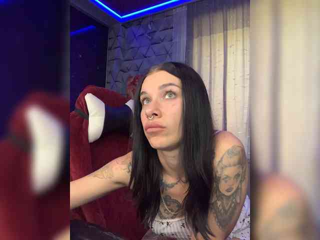 deva_maria webcam