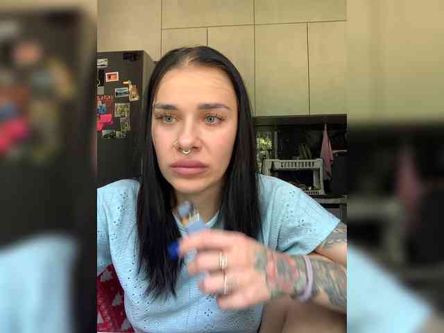 deva_maria webcam