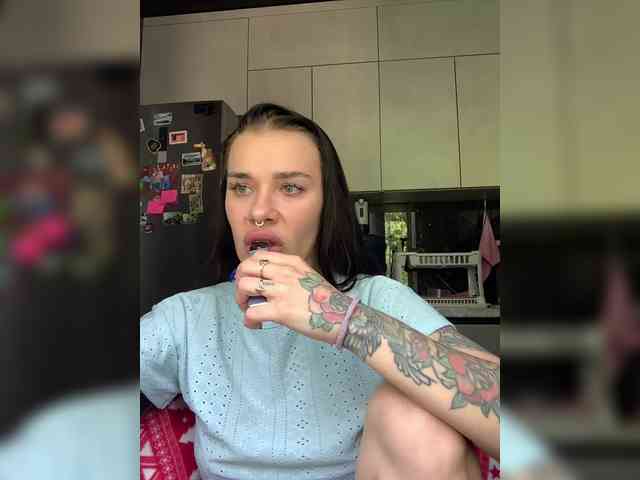 deva_maria webcam