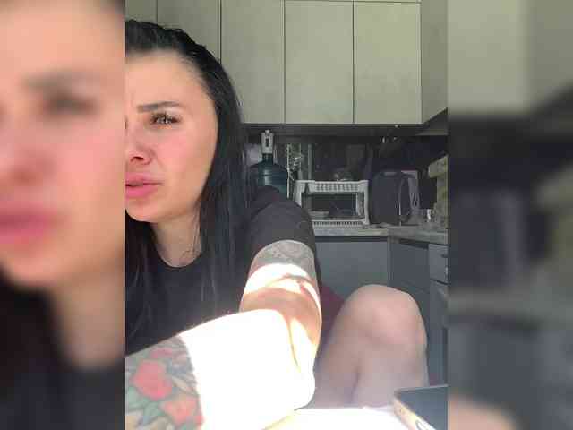 MaidenCrystal Sex Cam Show