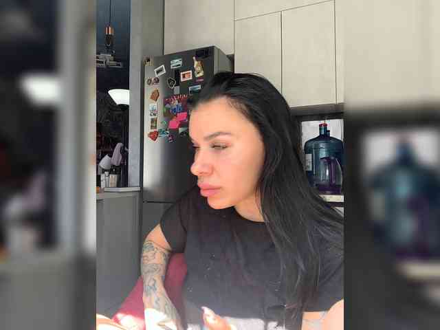 deva_maria webcam
