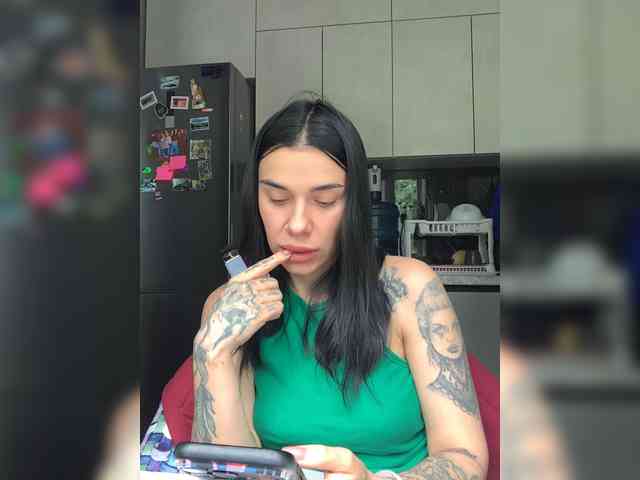 deva_maria webcam